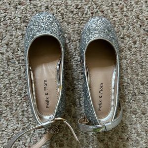 Felix and Flora girls dress shoes size 10 M